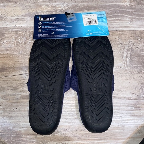 BRAND NEW Isotoner Extended Sizes Moisture Wicking Memory Foam Slippers - Picture 4 of 6